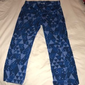 3/4 Length Aztec Print Leggings